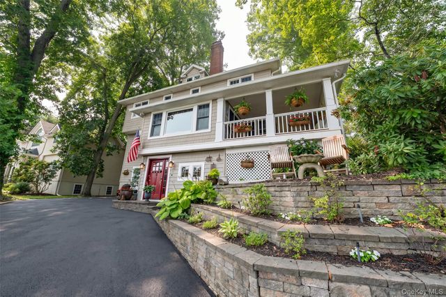 5 Harborview Lane, Huntington, NY 11743
