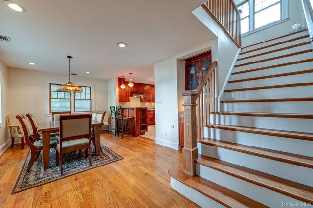 5 Harborview Lane, Huntington, NY 11743