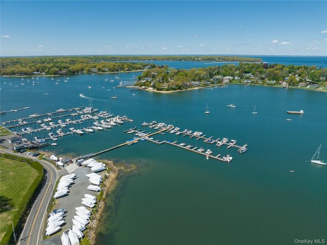 5 Harborview Lane, Huntington, NY 11743
