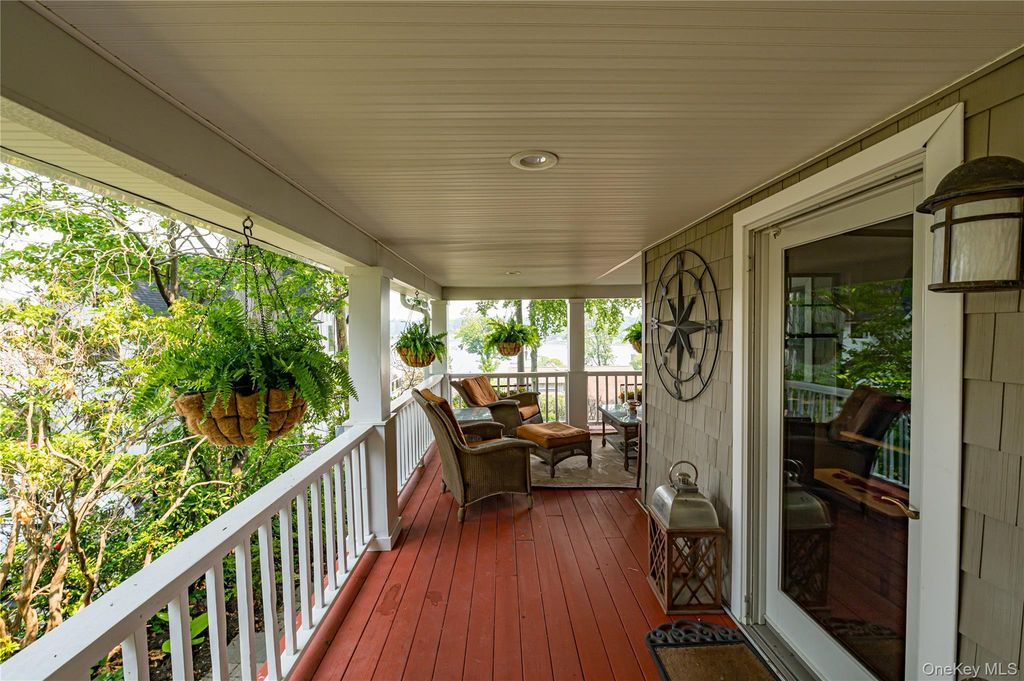 5 Harborview Lane, Huntington, NY 11743 — photo 3