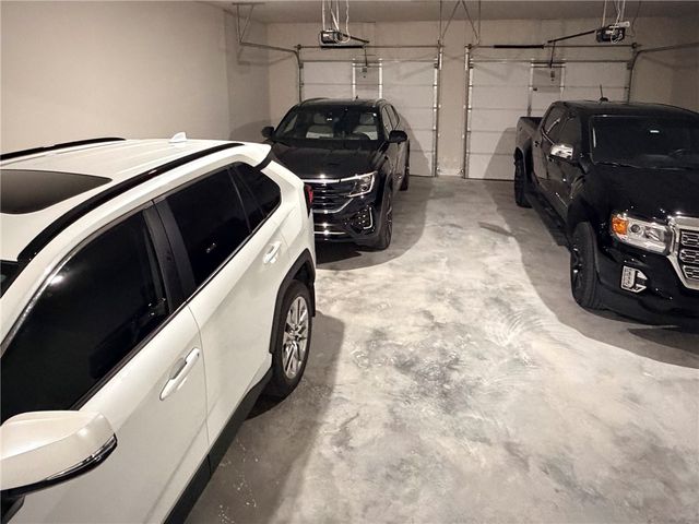 10101 Raindrop Lane, Gravette, AR 72736