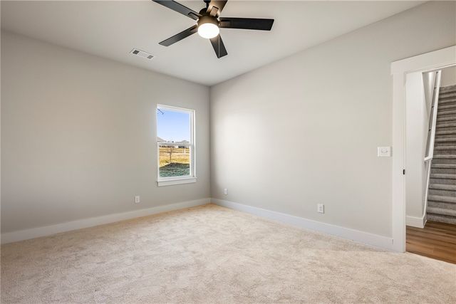 10101 Raindrop Lane, Gravette, AR 72736