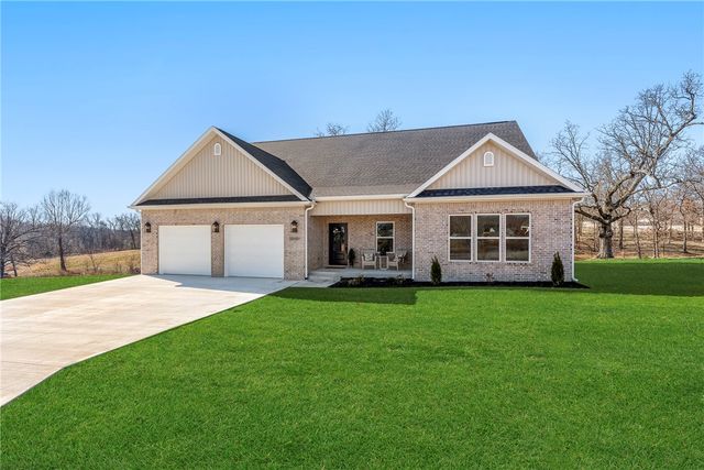 10101 Raindrop Lane, Gravette, AR 72736