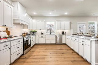 10101 Raindrop Lane, Gravette, AR 72736