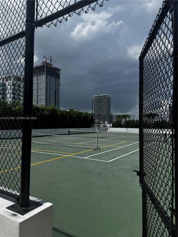 711 NE 23 2206, Miami, FL 33137