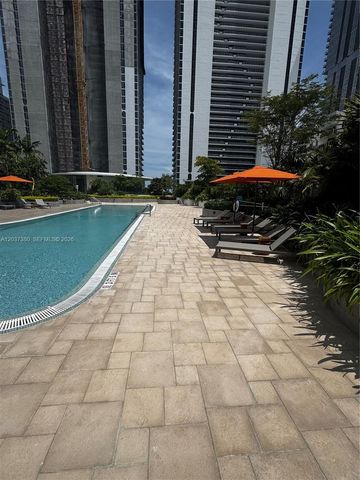 711 NE 23 2206, Miami, FL 33137