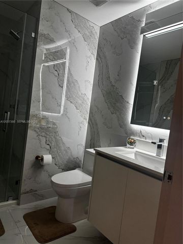 711 NE 23 2206, Miami, FL 33137