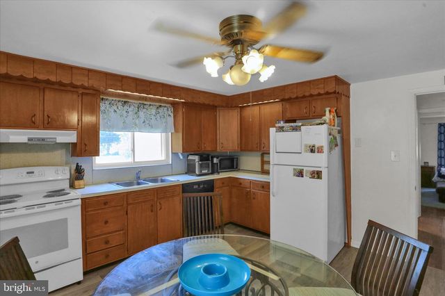 337 E MAIN ST, Kutztown, PA 19530