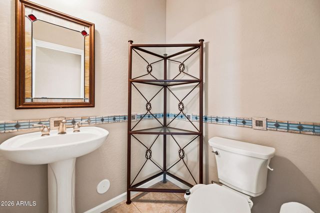 952 E FIELDSTONE Place, Chandler, AZ 85249