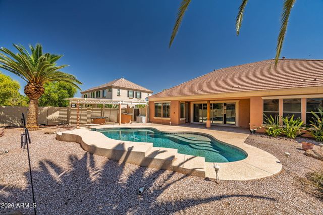 952 E FIELDSTONE Place, Chandler, AZ 85249