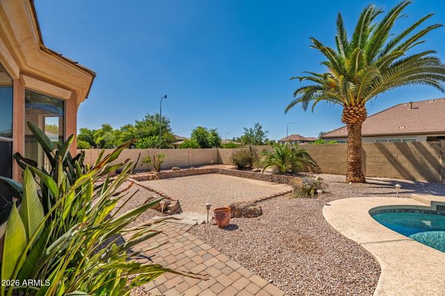 952 E FIELDSTONE Place, Chandler, AZ 85249