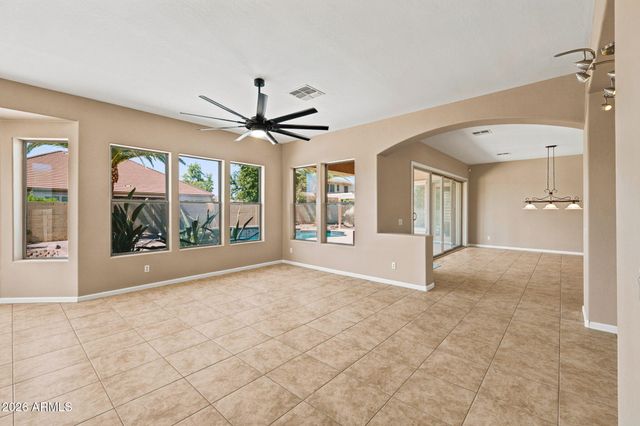 952 E FIELDSTONE Place, Chandler, AZ 85249