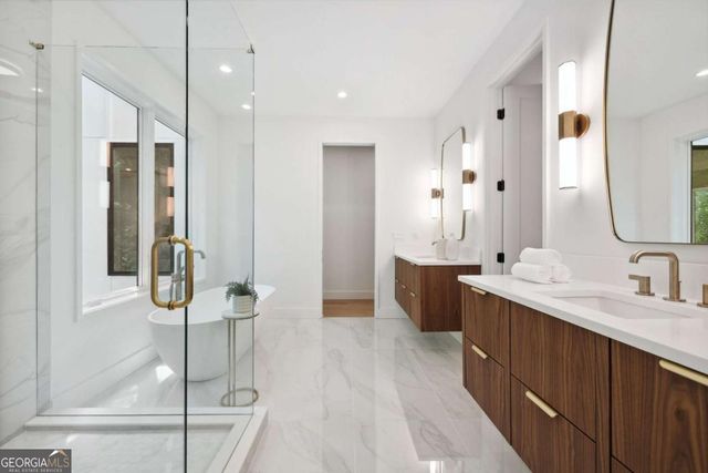 1287 Star Drive NE, Brookhaven, GA 30319