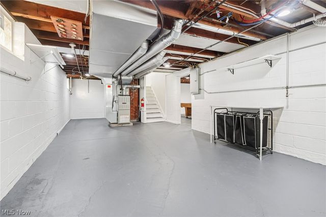 5536 Mackenzie Road, North Olmsted, OH 44070