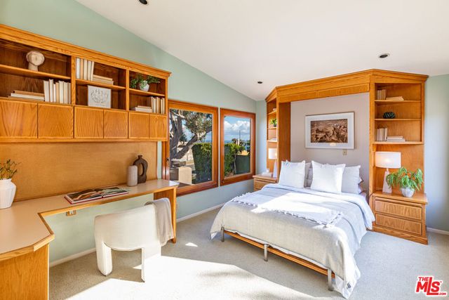 3449 Cloudcroft Drive, Malibu, CA 90265