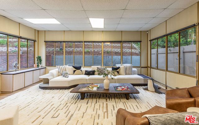3449 Cloudcroft Drive, Malibu, CA 90265