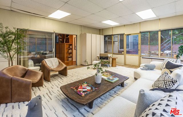 3449 Cloudcroft Drive, Malibu, CA 90265