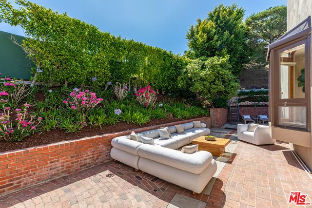 3449 Cloudcroft Drive, Malibu, CA 90265