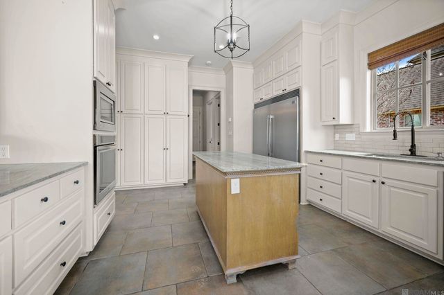 1684 Royal Troon Ct, Zachary, LA 70791