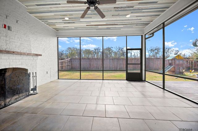 1684 Royal Troon Ct, Zachary, LA 70791