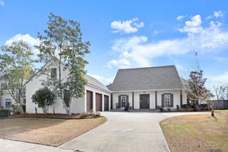 1684 Royal Troon Ct, Zachary, LA 70791