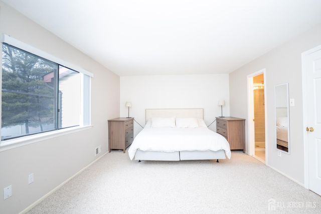 9 Wood Acres Drive, North Brunswick, NJ 08902