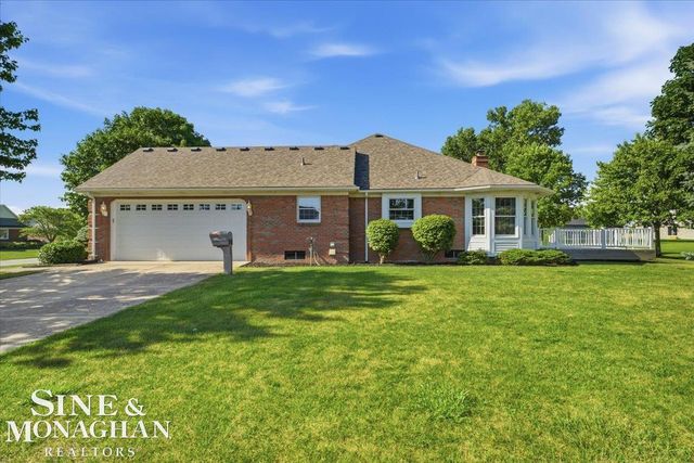1001 S River Pointe Lane, Saint Clair, MI 48079