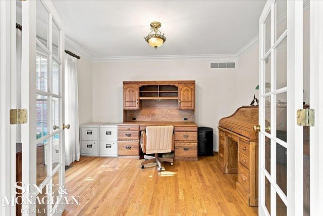 1001 S River Pointe Lane, Saint Clair, MI 48079