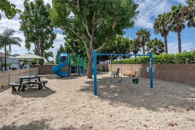 7119 Island Village Drive, Long Beach, CA 90803