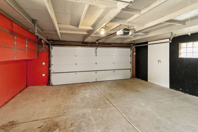 6833 W 127TH Street, Palos Heights, IL 60463