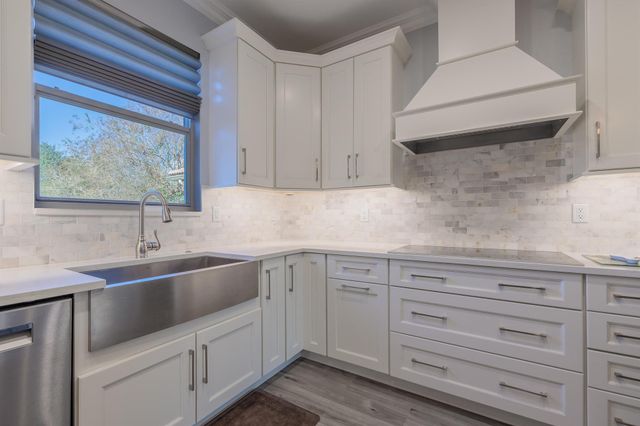 3285 SW Porpoise Circle, Stuart, FL 34997