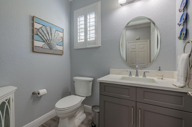 3285 SW Porpoise Circle, Stuart, FL 34997