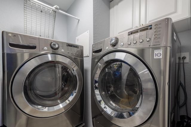 3285 SW Porpoise Circle, Stuart, FL 34997