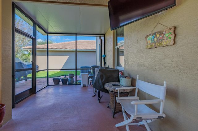 3285 SW Porpoise Circle, Stuart, FL 34997