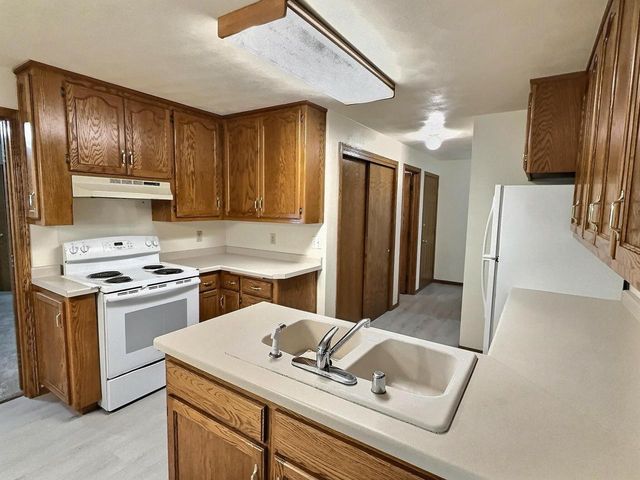 W3181 WESTOWNE COURT, Appleton, WI 54915
