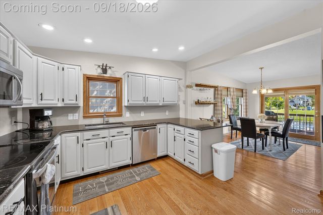 2410 Chestnut Bend, Oceola Township, MI 48855