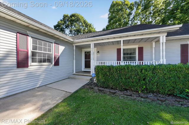 2410 Chestnut Bend, Oceola Township, MI 48855