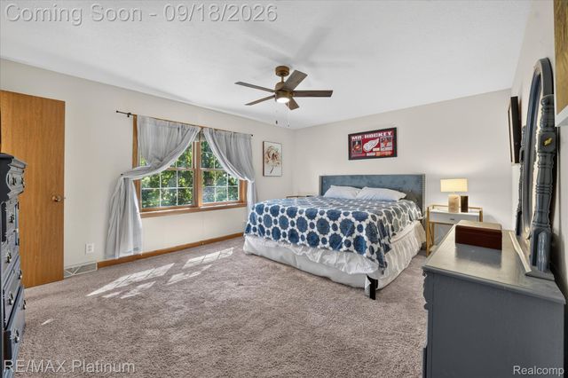 2410 Chestnut Bend, Oceola Township, MI 48855