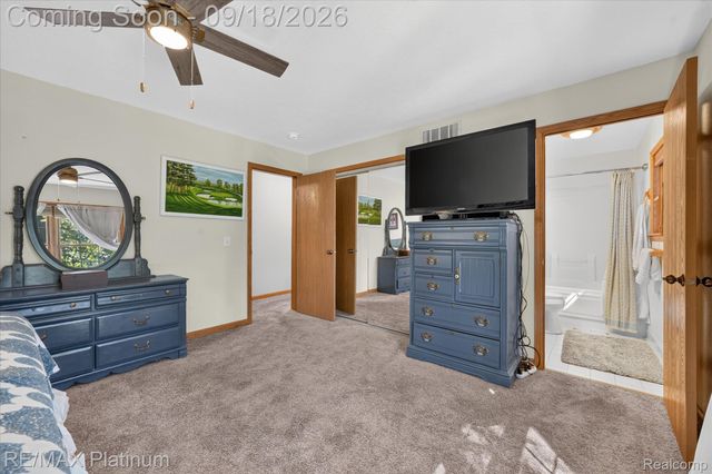 2410 Chestnut Bend, Oceola Township, MI 48855