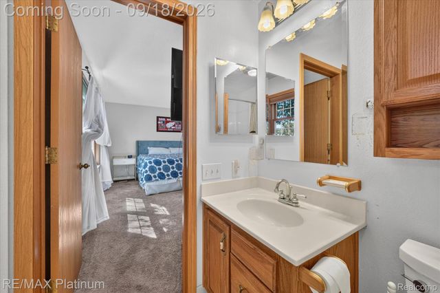 2410 Chestnut Bend, Oceola Township, MI 48855