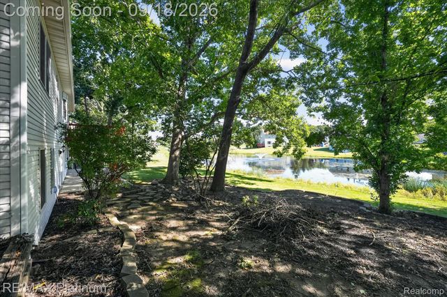 2410 Chestnut Bend, Oceola Township, MI 48855