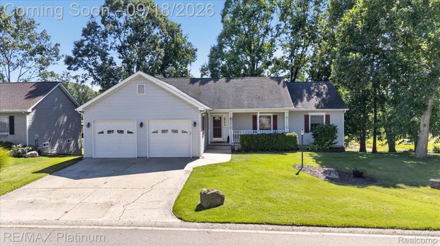 2410 Chestnut Bend, Oceola Township, MI 48855