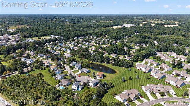 2410 Chestnut Bend, Oceola Township, MI 48855