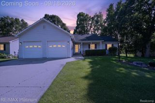 2410 Chestnut Bend, Oceola Township, MI 48855