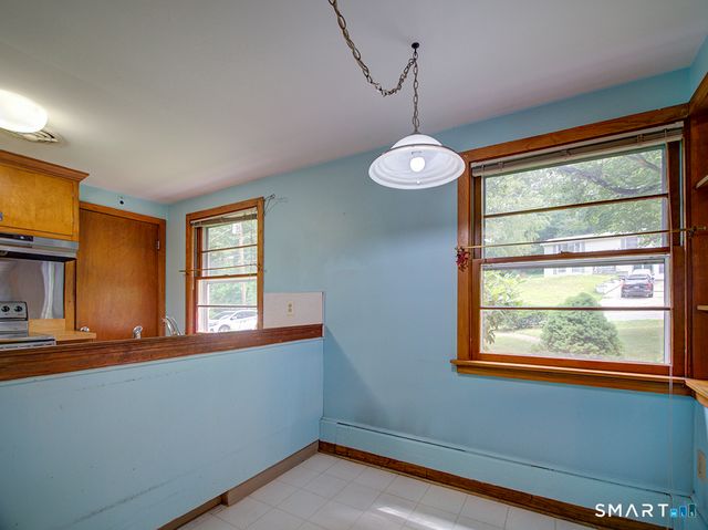 373 Broadway, Hamden, CT 06518