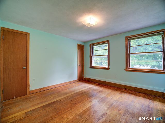 373 Broadway, Hamden, CT 06518