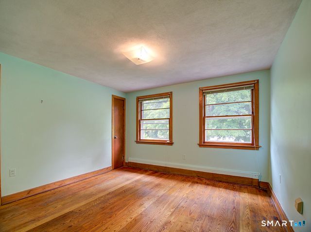 373 Broadway, Hamden, CT 06518