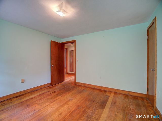 373 Broadway, Hamden, CT 06518