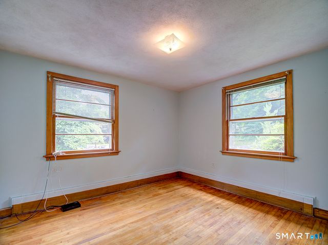 373 Broadway, Hamden, CT 06518
