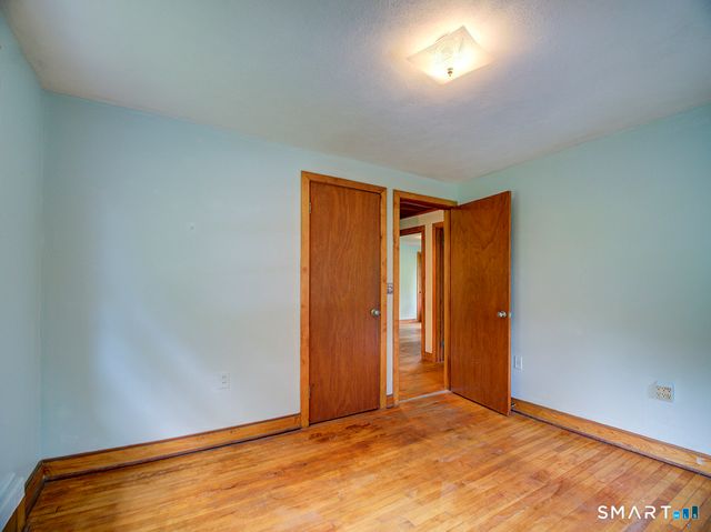 373 Broadway, Hamden, CT 06518